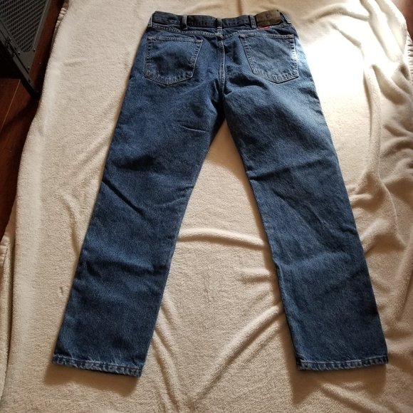 Wrangler Authentic Stonewashed Relaxed Fit Jeans  Size 36 x 30 - Picture 2 of 12